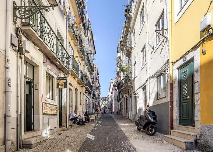 Bairro Alto Typical By Homing *